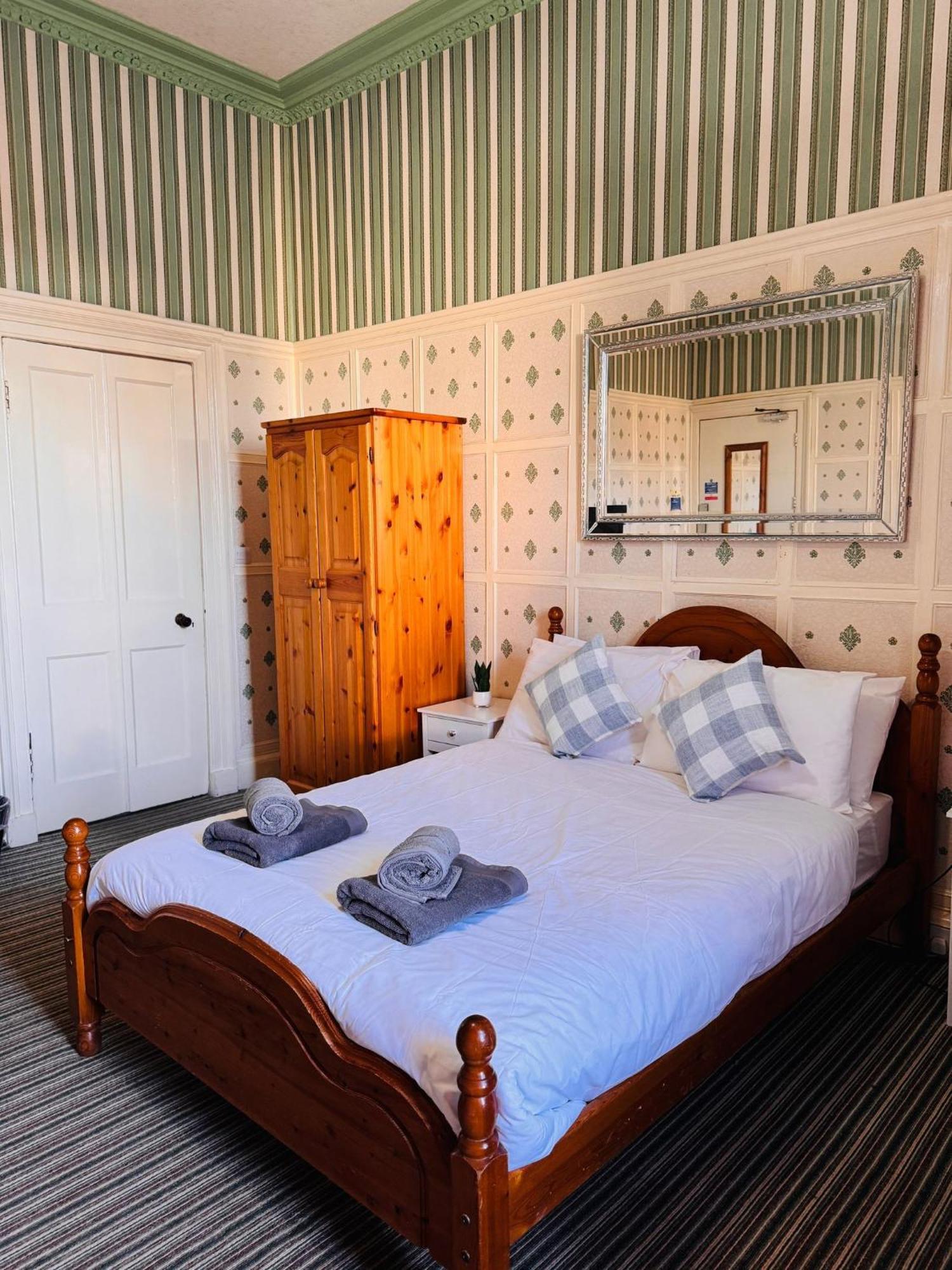 Edinburgh Travel Guest House Kültér fotó