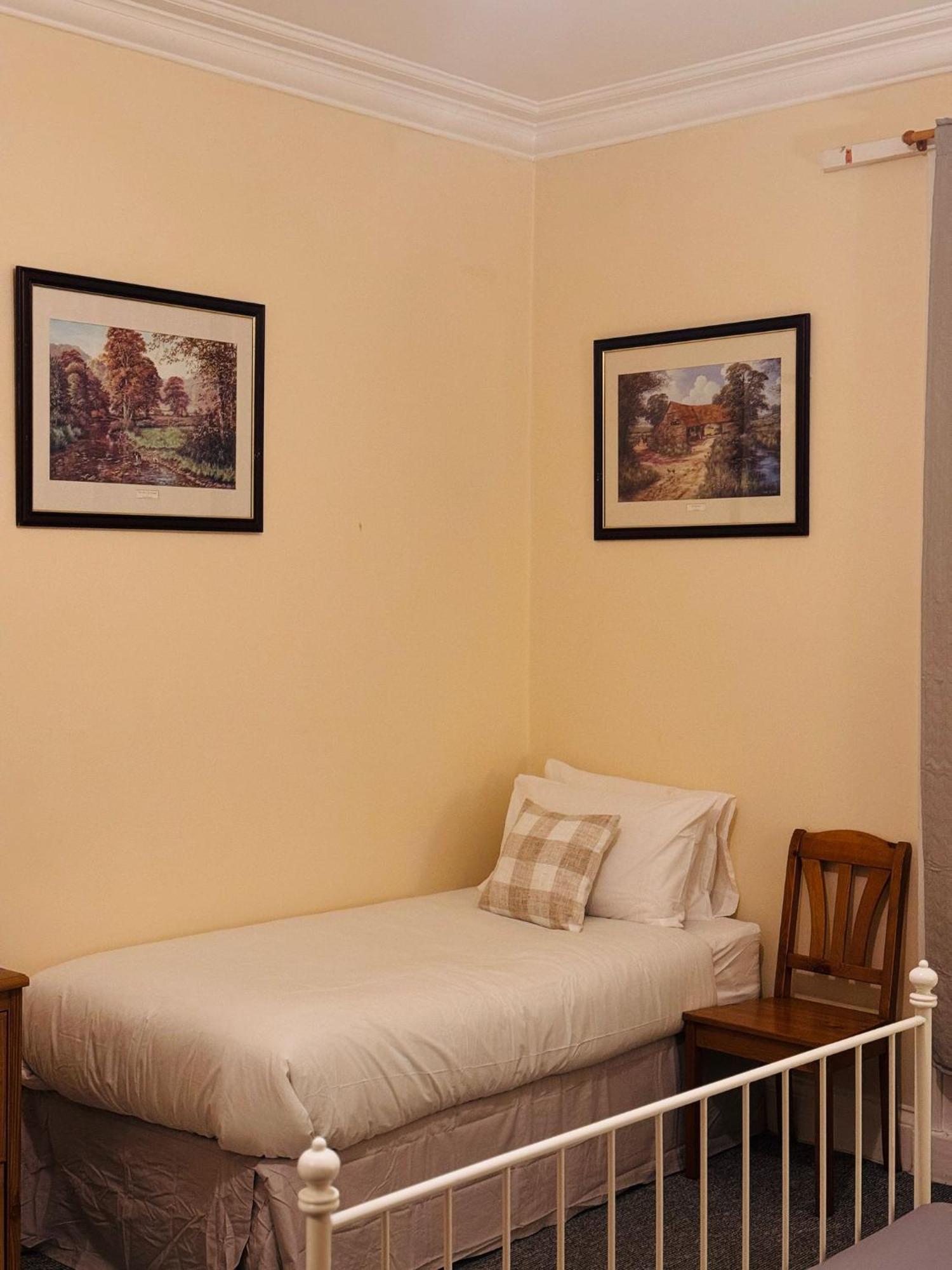 Edinburgh Travel Guest House Kültér fotó
