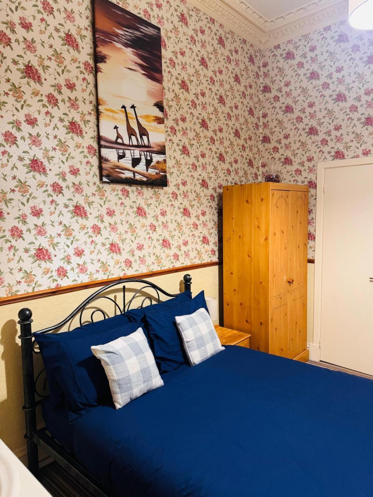 Edinburgh Travel Guest House Kültér fotó