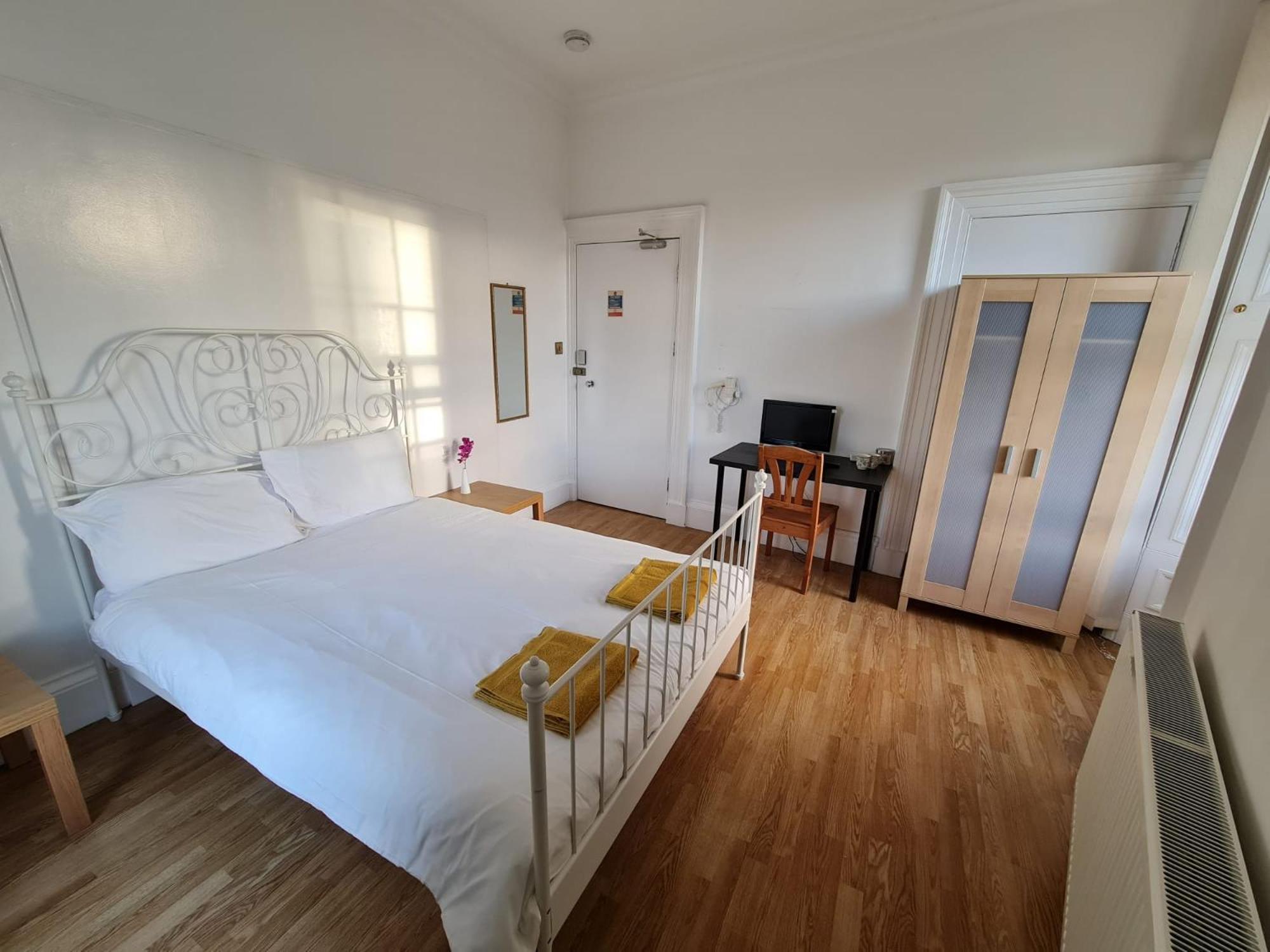 Edinburgh Travel Guest House Kültér fotó